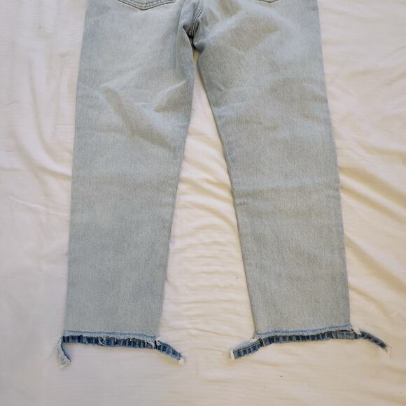 Levi’s 501 Original Cropped Jeans 27x26 Distressed Light Wash High Rise NWT $80 - Picture 7 of 14